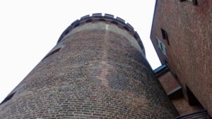 De indrukwekkende toren is nog steeds toegankelijk. ©Robbe De Leener