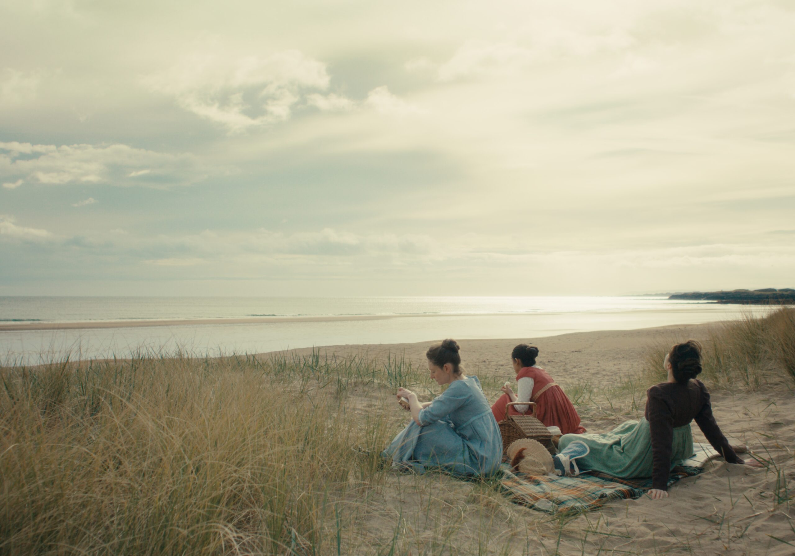 The Education of Jane Comming op het strand